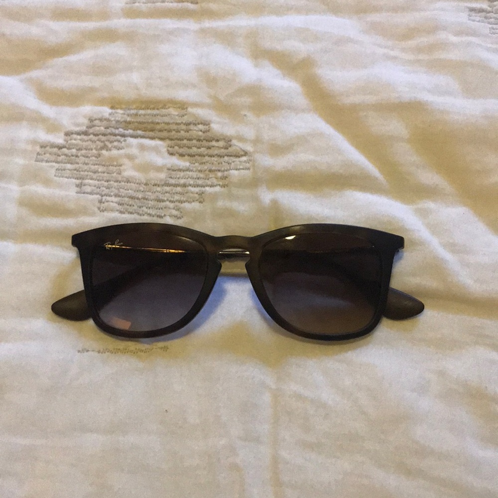Ray Ban woman sunglasses